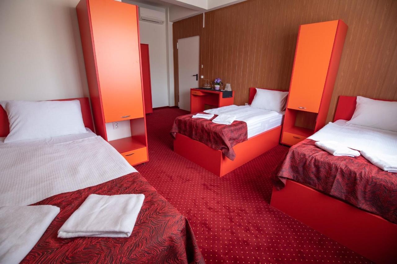 Nepliget Hotel Budapest Luaran gambar