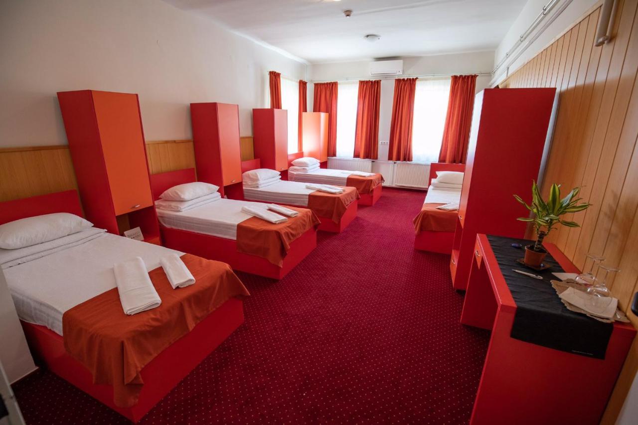 Nepliget Hotel Budapest Luaran gambar